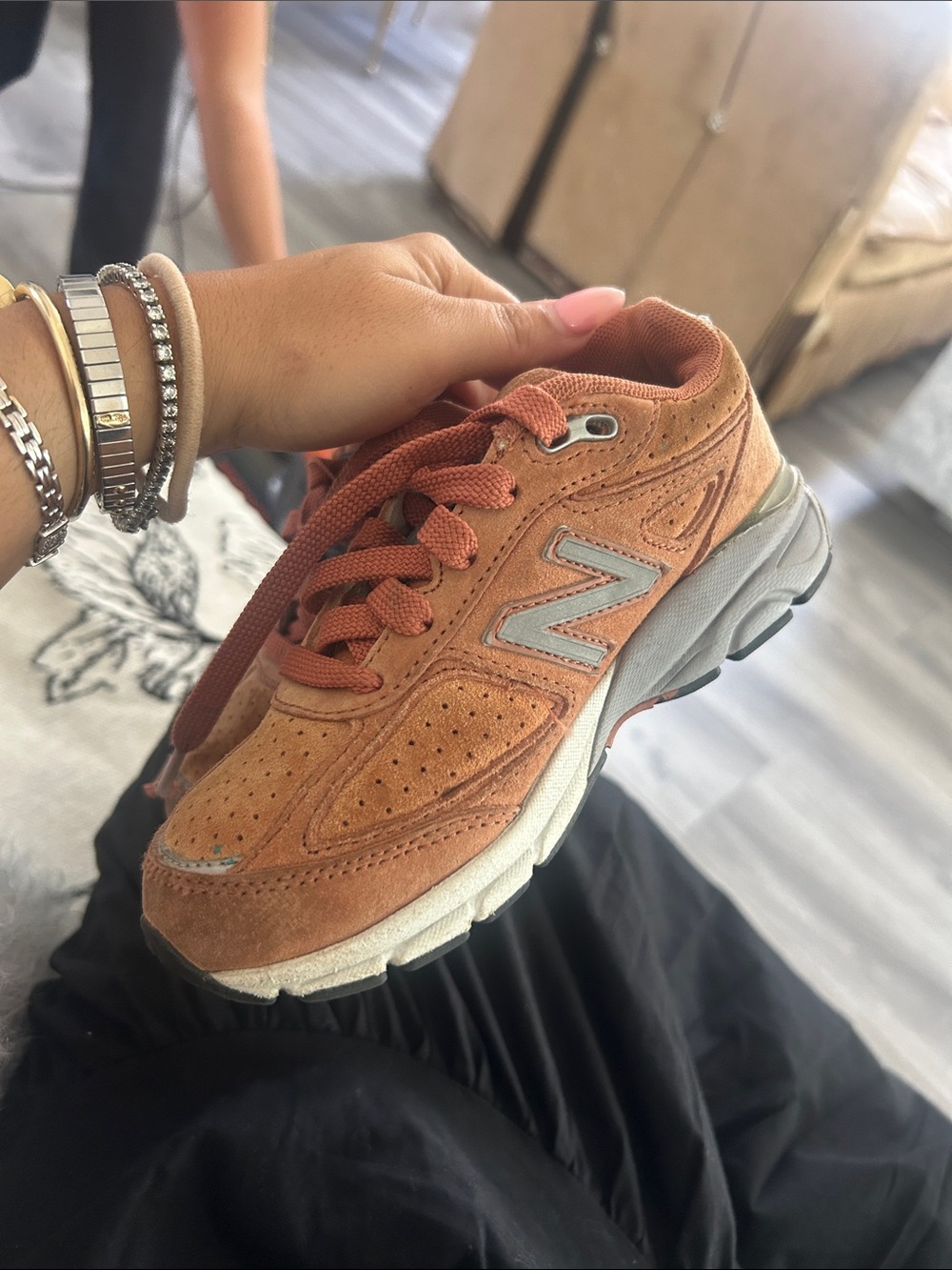 New Balance Kids Suede Sneaker in Rust Orange Sz 12